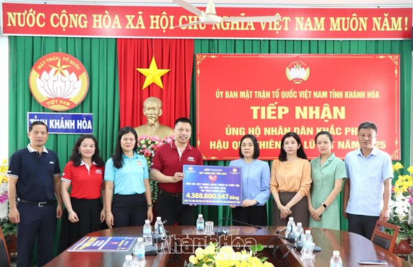 Khánh Hòa: Ủy ban MTTQ Việt Nam tỉnh tiếp nhận hỗ trợ hơn 10 tỷ đồng khắc phục hậu quả mưa lũ 